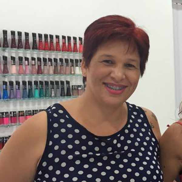 Andréia Correia comemora mais um ano de vida