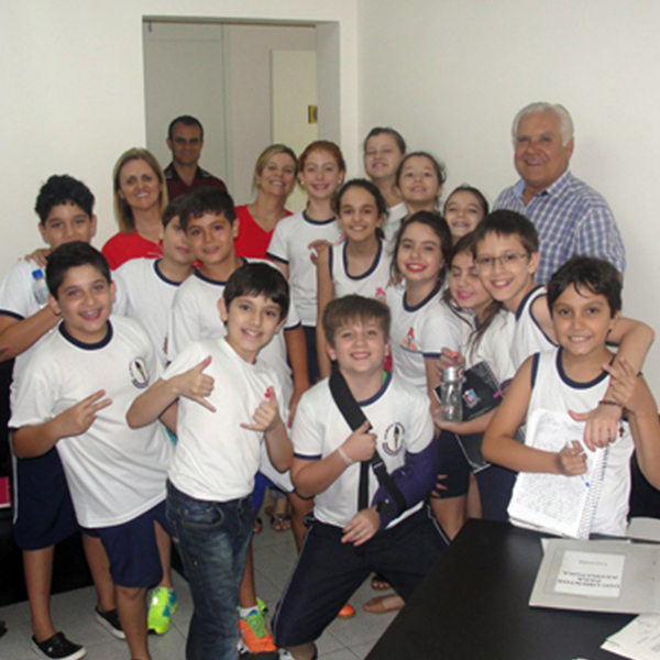 Câmara de Vereadores se abre para a comunidade e estudantes