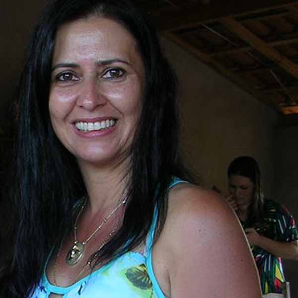 Nelma Maria comemora idade nova hoje
