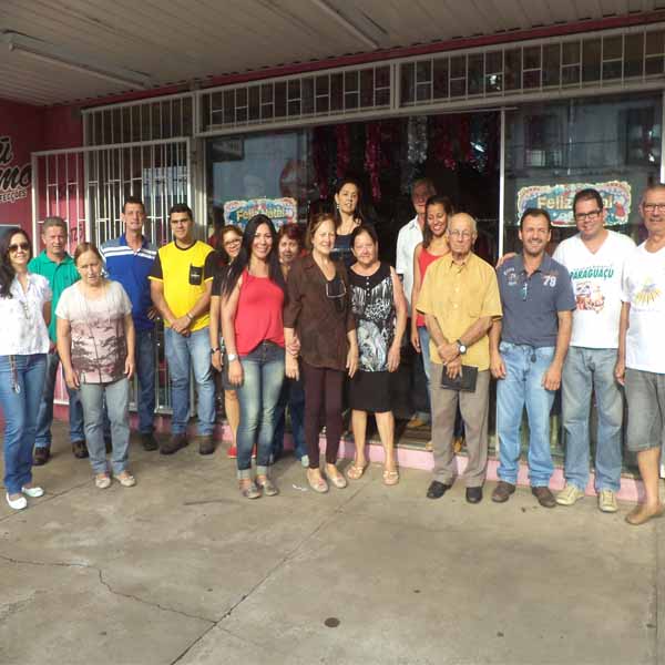 Dú Carmo Confecções recebe o terço empresarial