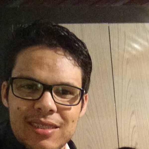 Charles Mello recebe os parabéns