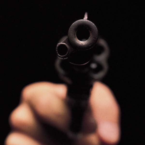 Duas pessoas são assassinadas em cidade da região