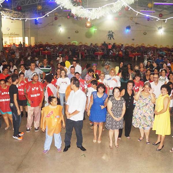 APAE Noel é sucesso mais uma vez em Paraguaçu
