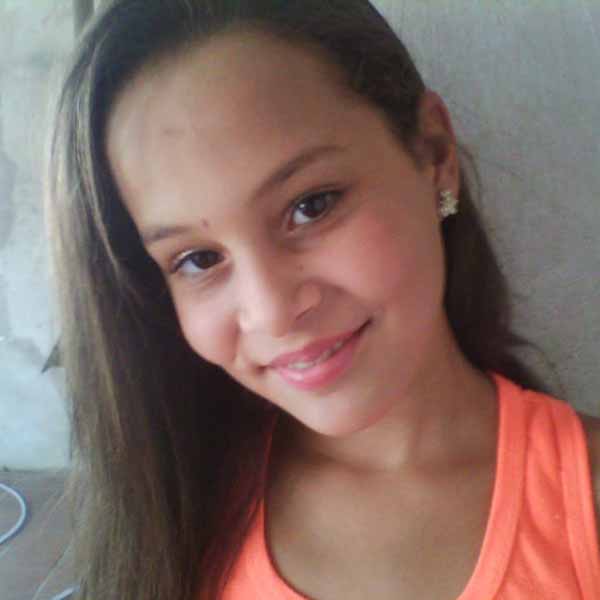 Mylene apaga 12 velinhas