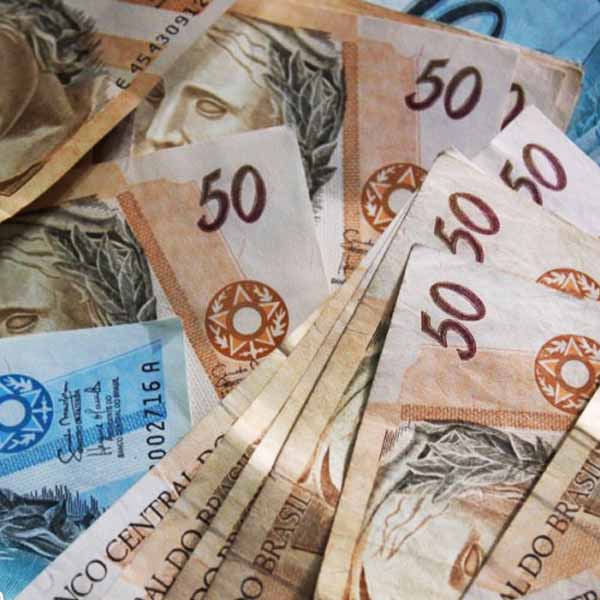 Mulher perde R$ 30 mil em golpe inacreditável