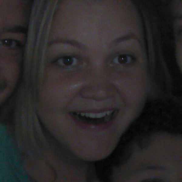 Vanessa Abdala comemora a chegada de mais um ano de vida
