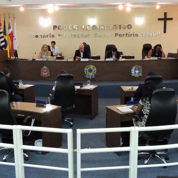 Votação contra orçamento faz Prefeitura de Paraguaçu ficar impedida de pagar suas despesas