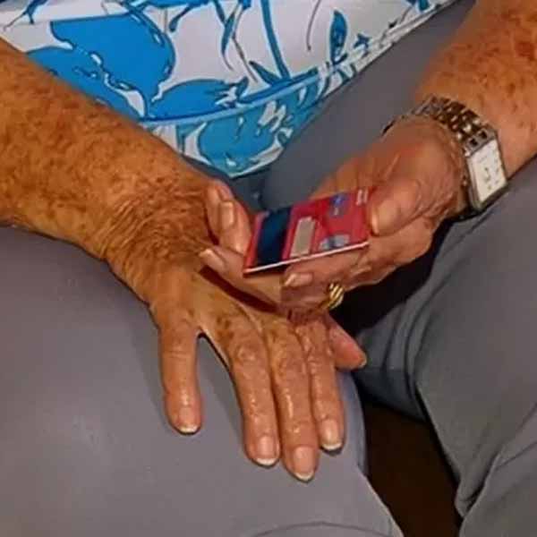Idosa perde R$ 10 mil após depositar dinheiro para falso sobrinho em Marília