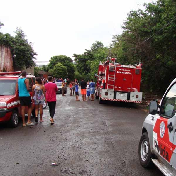 Criança morre arrastada por enxurrada em Marília