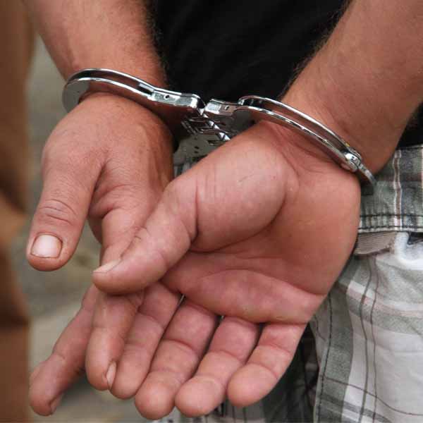Homem é acusado de descumprir medida protetiva e é flagrado dirigindo embriagado