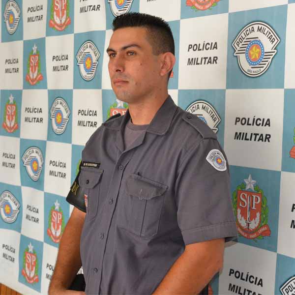 Por sucesso em várias ocorrências, Soldado Albuquerque é eleito PM do mês