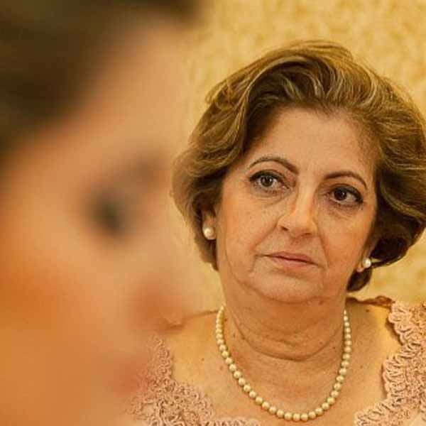 Maria Lúcia apaga velinhas nesta segunda-feira