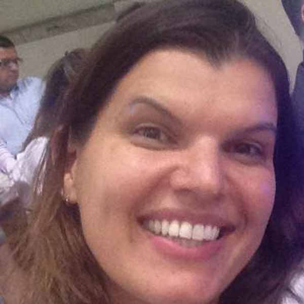 Ana Fraga Briso apaga velinhas