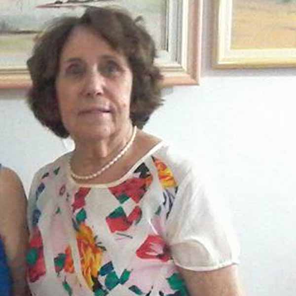 Lourdes Buchler comemora mais um ano de vida