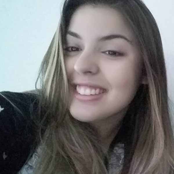 Laura Guedes celebra aniversário