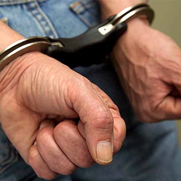 Ao ser abordado em praça de pedágio, homem é preso por ser acusado pelo crime de estupro