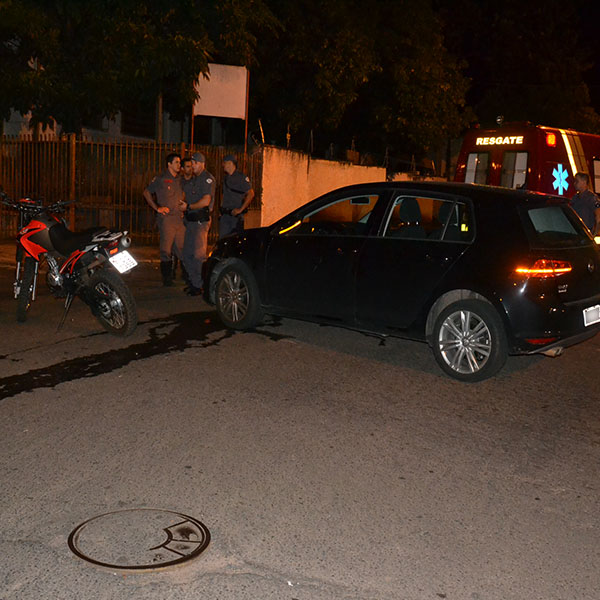 Colisão entre moto e Golf no ultimo sábado.