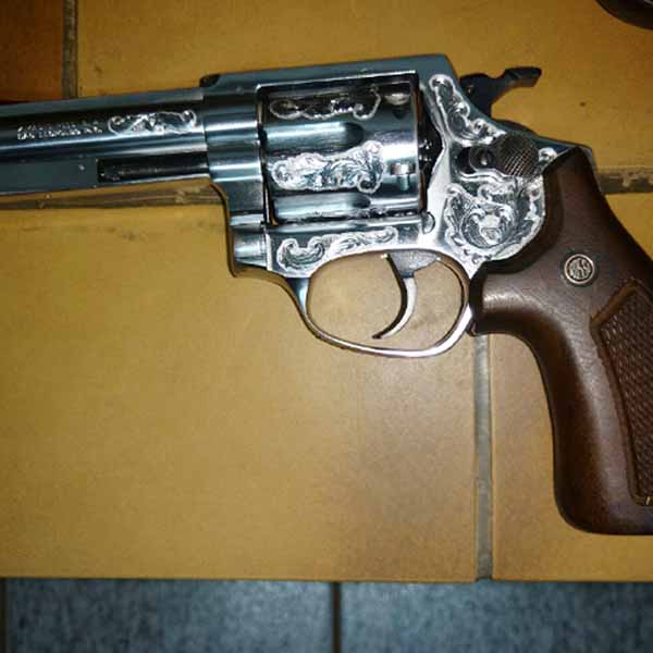 Caseiro é preso após ameaçar homem de morte em Cardoso de Almeida