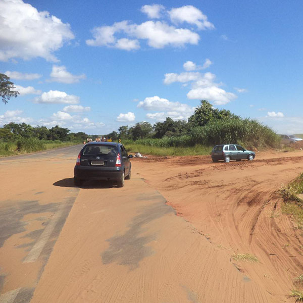 Interdição da Rodovia SP-284 Paraguaçu-Assis