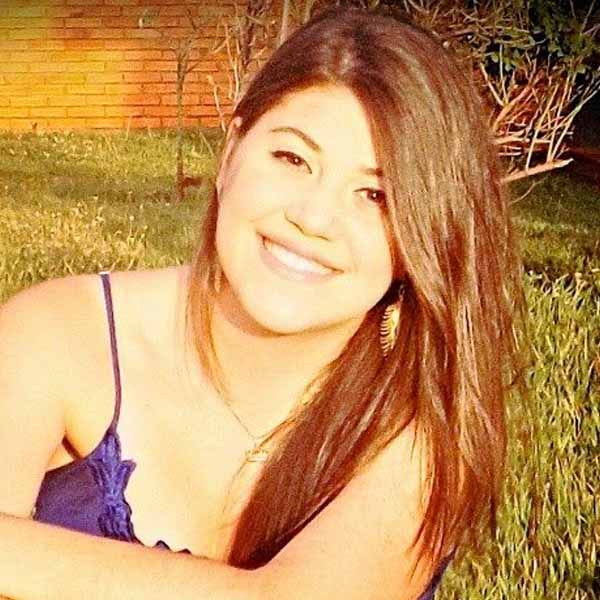 Jade Peralta festeja a chegada de mais um ano de vida