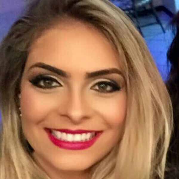 Laísa Gabrinha comemora idade nova