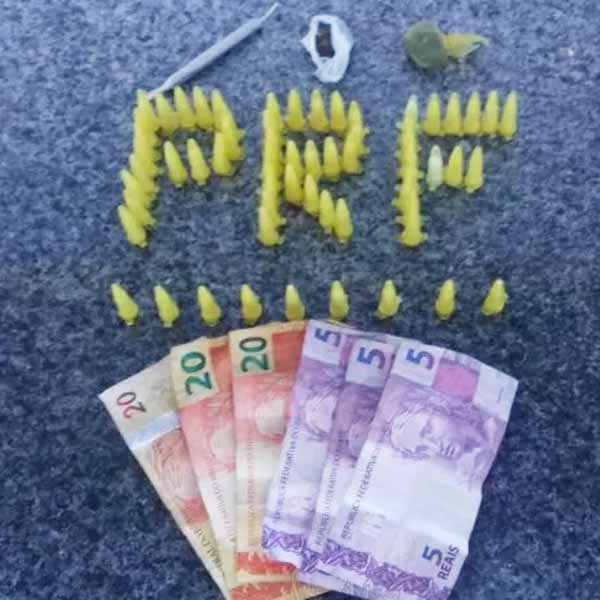 Dupla é presa com droga escondida na cueca em Marília