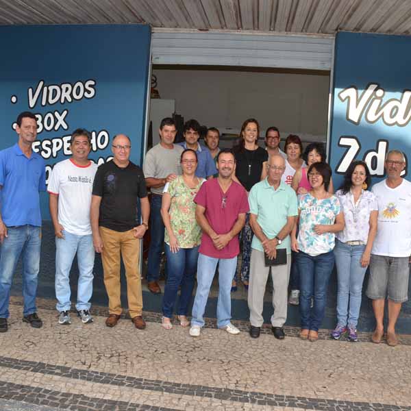 Vidraçaria 7 de Setembro recebe o terço empresarial