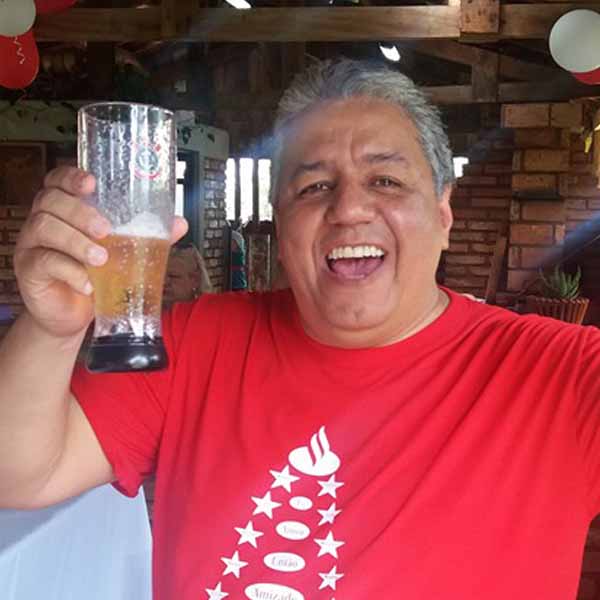 Floriano Teodoro faz aniversário nesta quinta-feira
