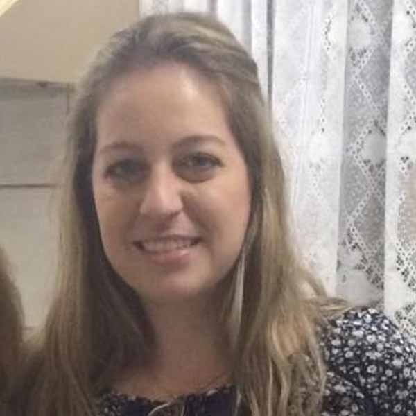Natalia Anequini faz aniversário hoje