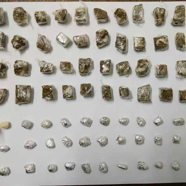 PM apreende dezenas de porções de maconha e pedras de crack na Barra Funda