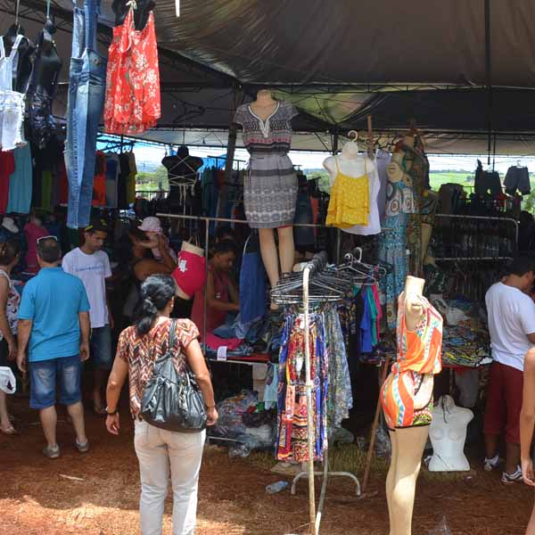 Feirinha do Brás causa revolta em comerciantes de Maracaí