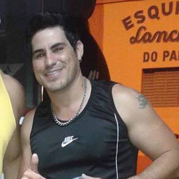 Alexandre Bonfiglio recebe os parabéns