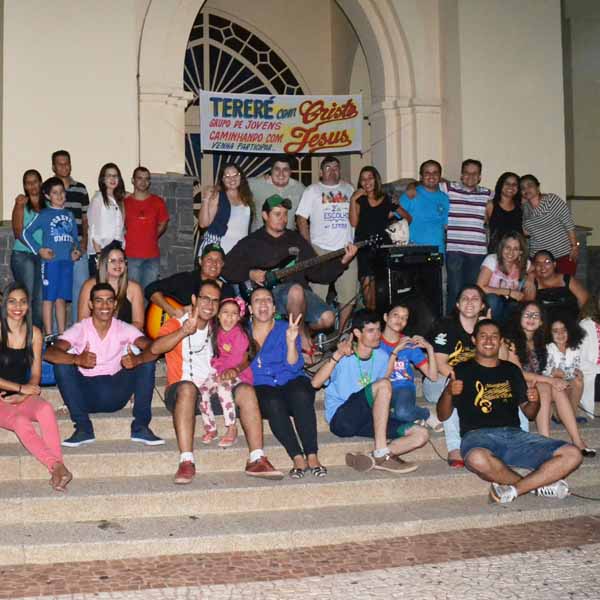 Grupos de Jovens se reúnem para 'Tereré com Cristo'