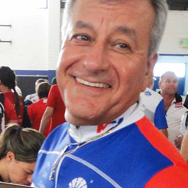 Paraguaçuense lança livro sobre sua participação na RAAM, prova de ciclismo mais difícil do mundo
