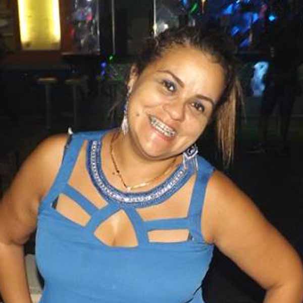 Luciane Aparecida fez idade nova ontem