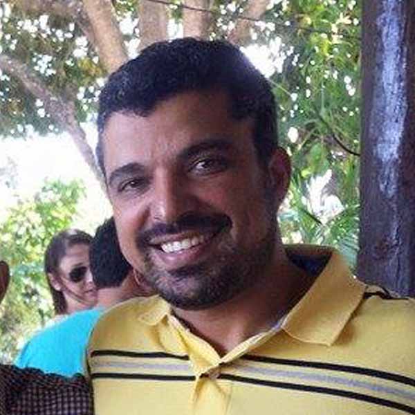 João Messias apaga velinhas nesta quarta-feira