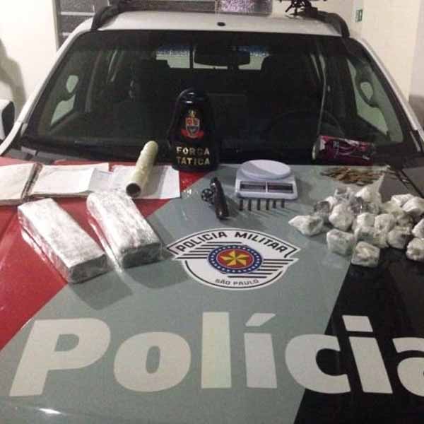 Homem é preso com 10 quilos de maconha após tentar fugir da polícia em Marília