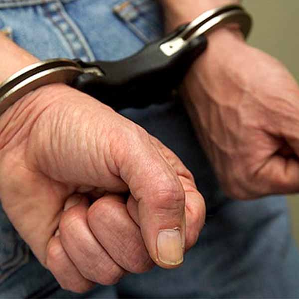 Homem é preso ao ser flagrado traficando drogas na Barra Funda