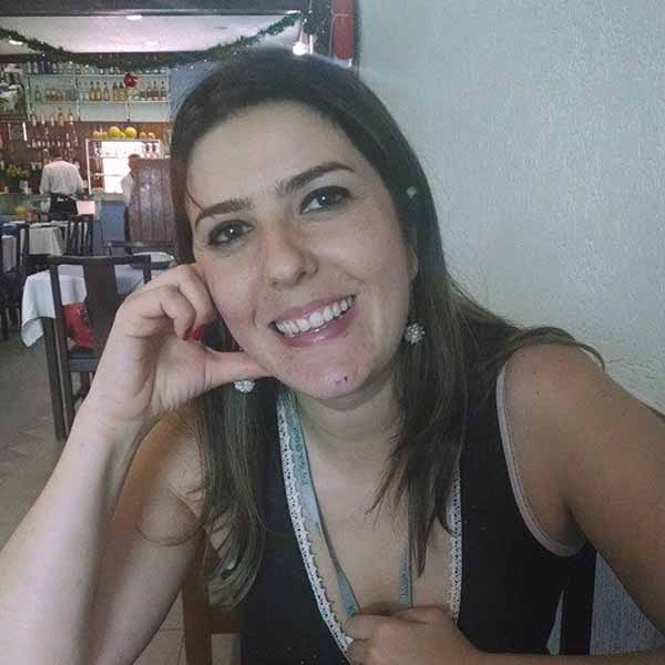 Cecilia Iarossi fez aniversário neste sabado