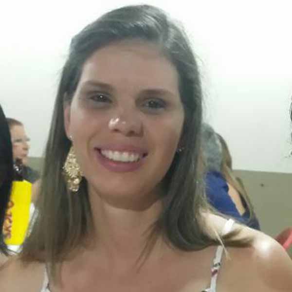 Flávia Maria festeja a idade nova