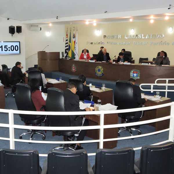 Câmara de Vereadores aprova créditos para obras e saúde