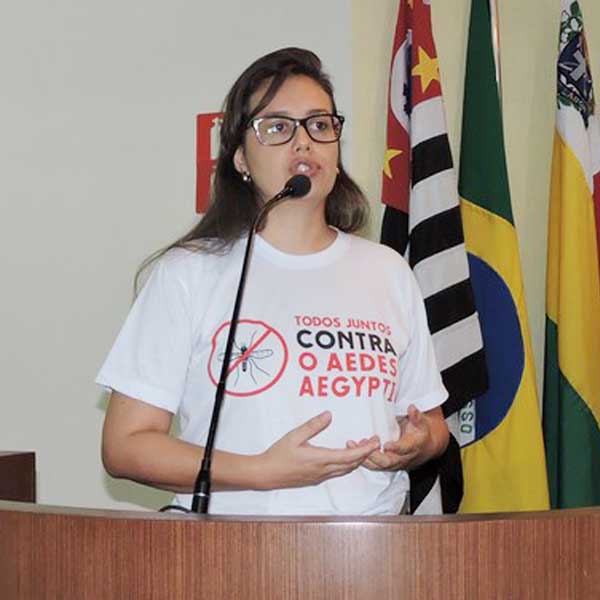 Coordenadora da Vigilância Epidemiológica participa do espaço democrático da Câmara