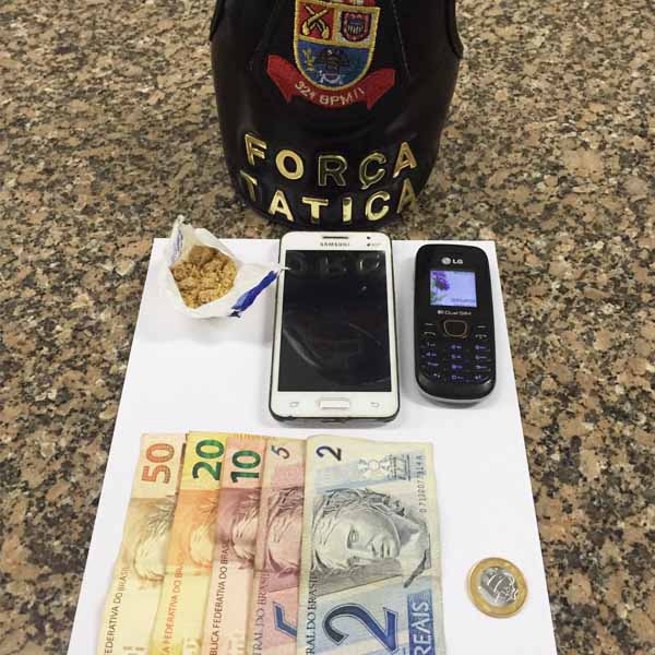 Homem esconde porção de crack na boca ao ser abordado pela PM