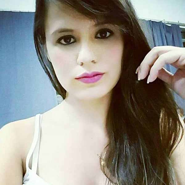 Francine Correia faz 22 anos nesta quarta-feira