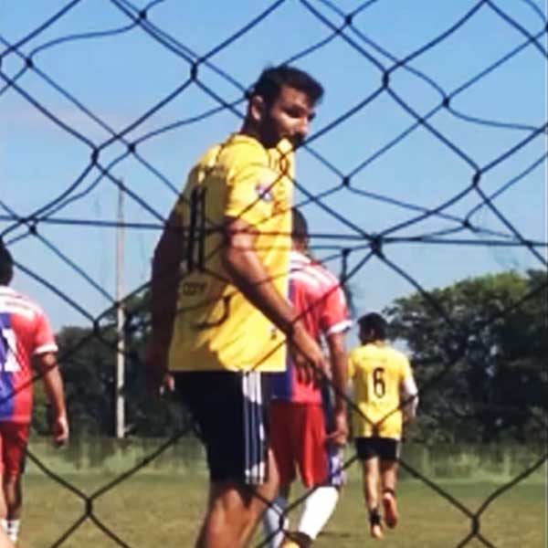 Partida de futebol acabada na delegacia em Paraguaçu Paulista; jogador é agredido