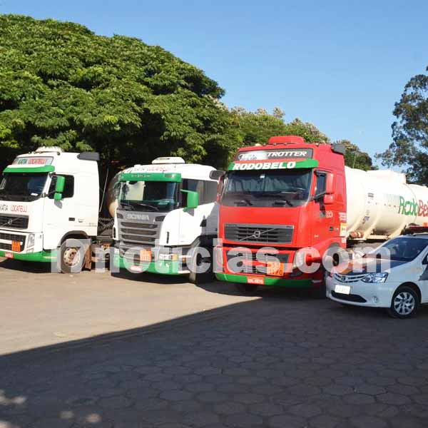 Quatro pessoas são presas com mais de 10 mil litros de combustíveis furtados, em Paraguaçu Paulista