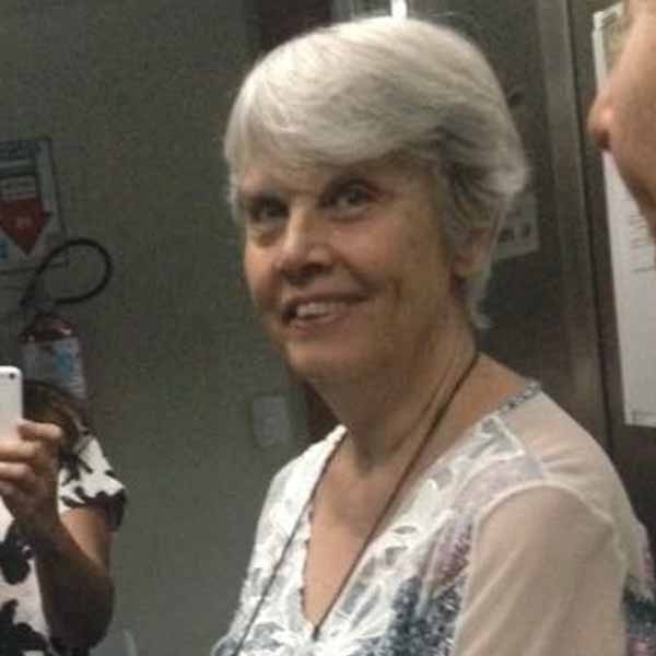 Flora Briso festeja a chegada de mais um aniversário