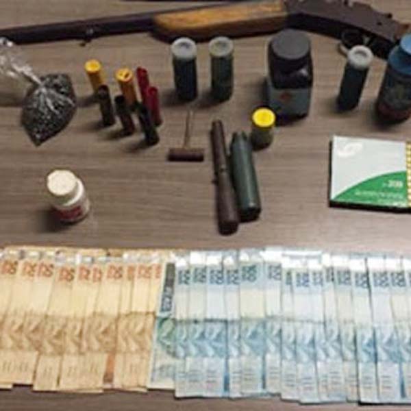 Criminosos armados assaltam posto de combustíveis em Assis