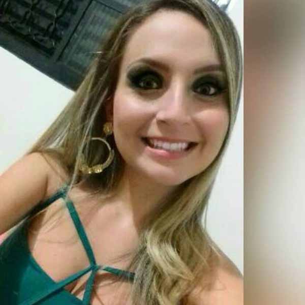 Juliana Lacerda festeja a chegada de mais um ano de vida