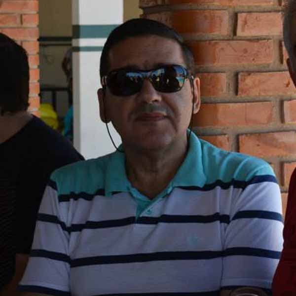 Marcos Sampaio recebe os parabéns